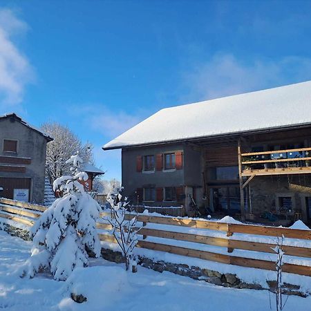 Maison D'Hotes Des Bassins D'Oche Saint-Paul-en-Chablais Exterior photo